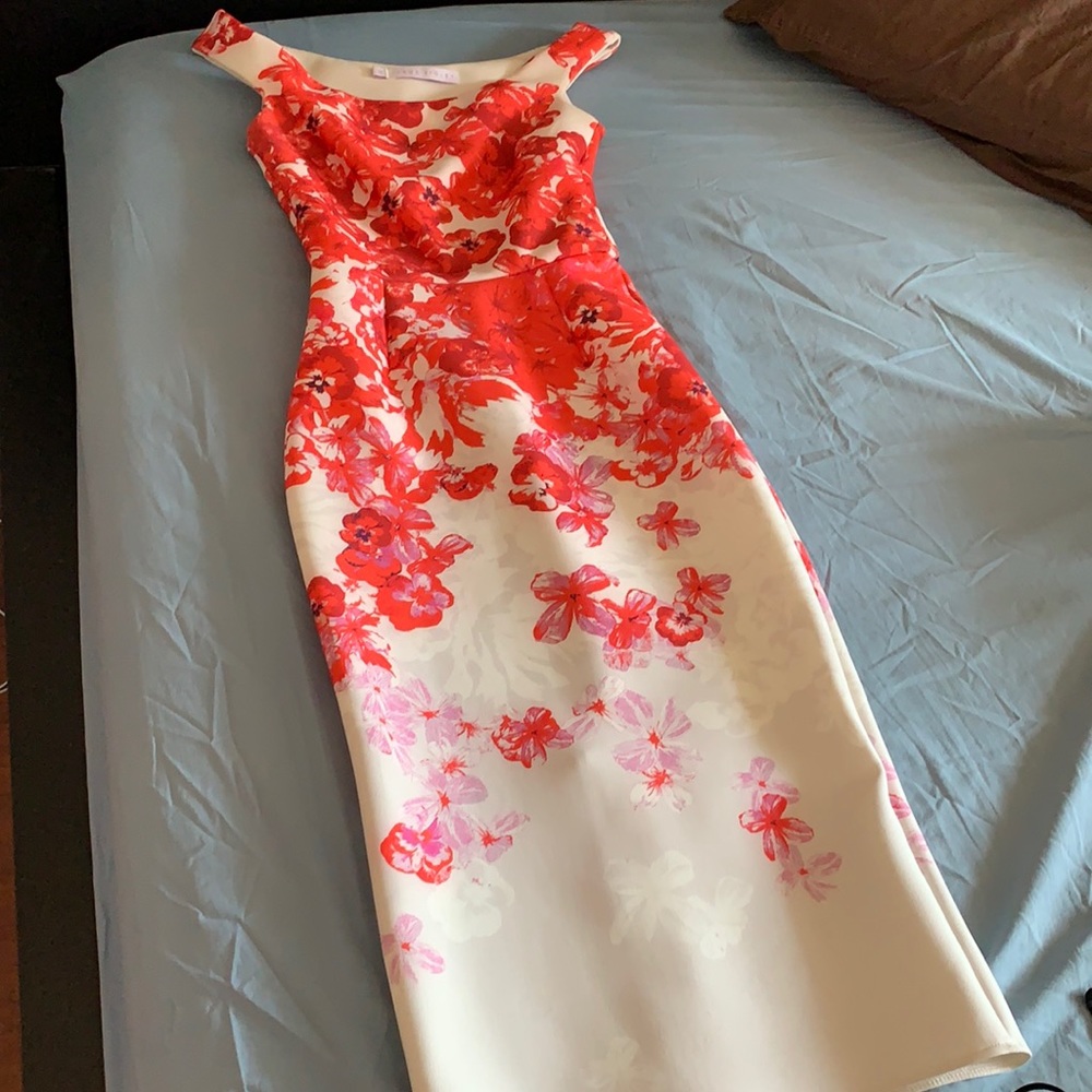 True Violet Bardot Dress - Ombre Red floral/UK 6